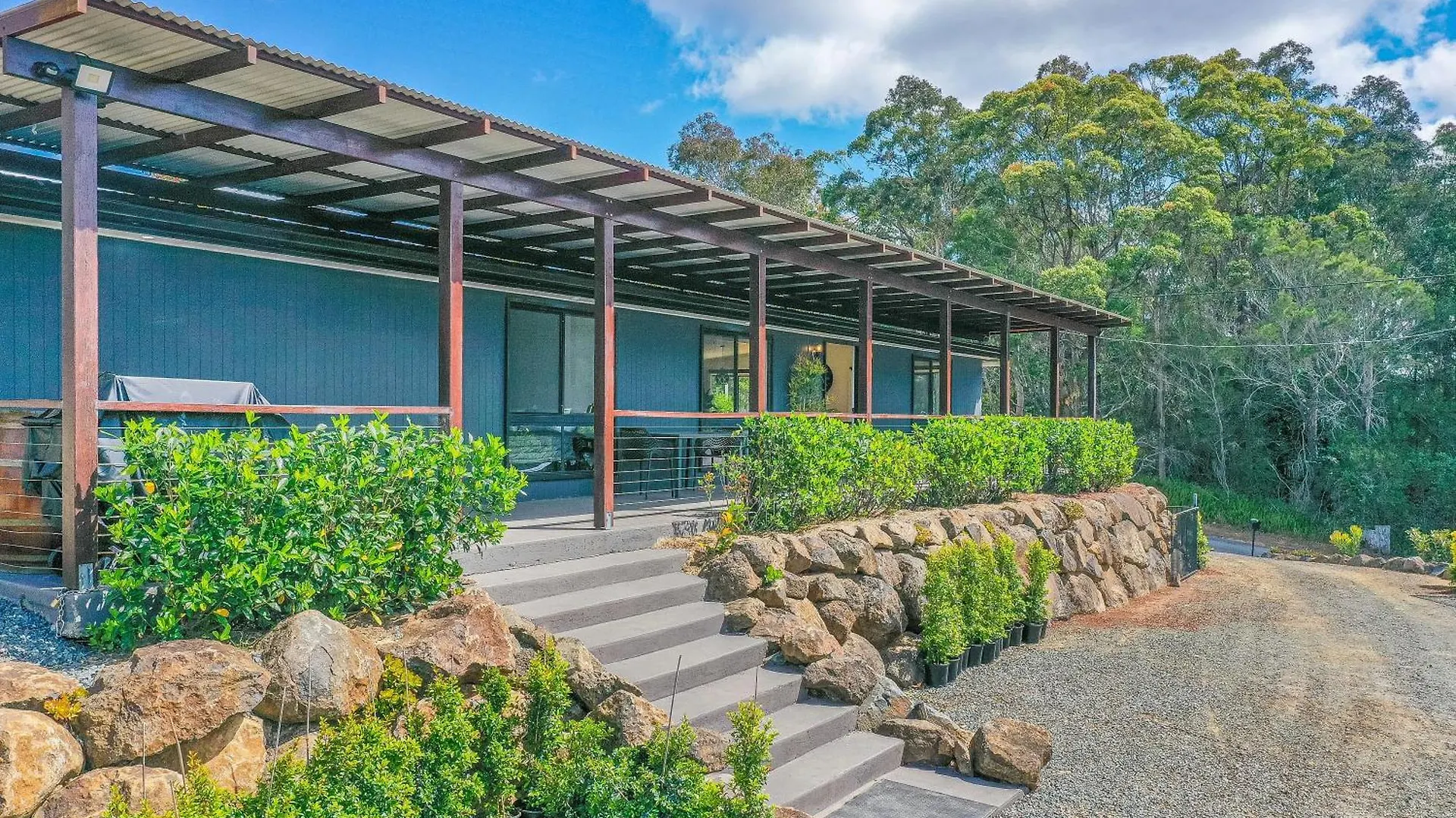 Honey Badgers House Villa Eagle Heights